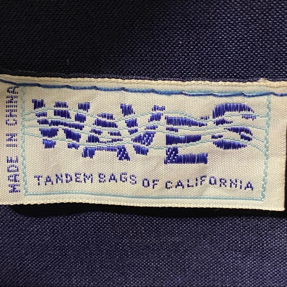 WAVES Lilac and Purple Straw Crossbody Clutch Bag - Picture 10 of 11